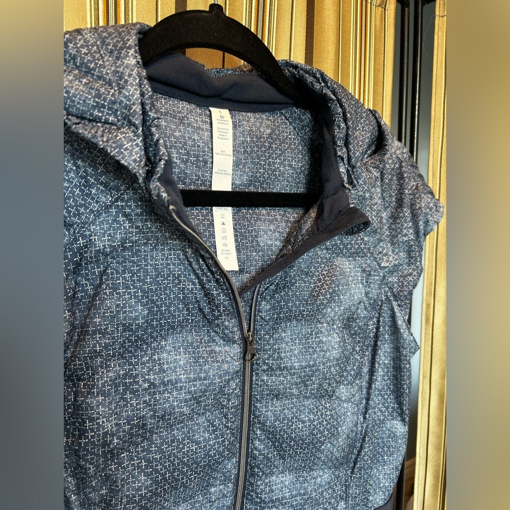 Lululemon Spring Fling puffy down vest